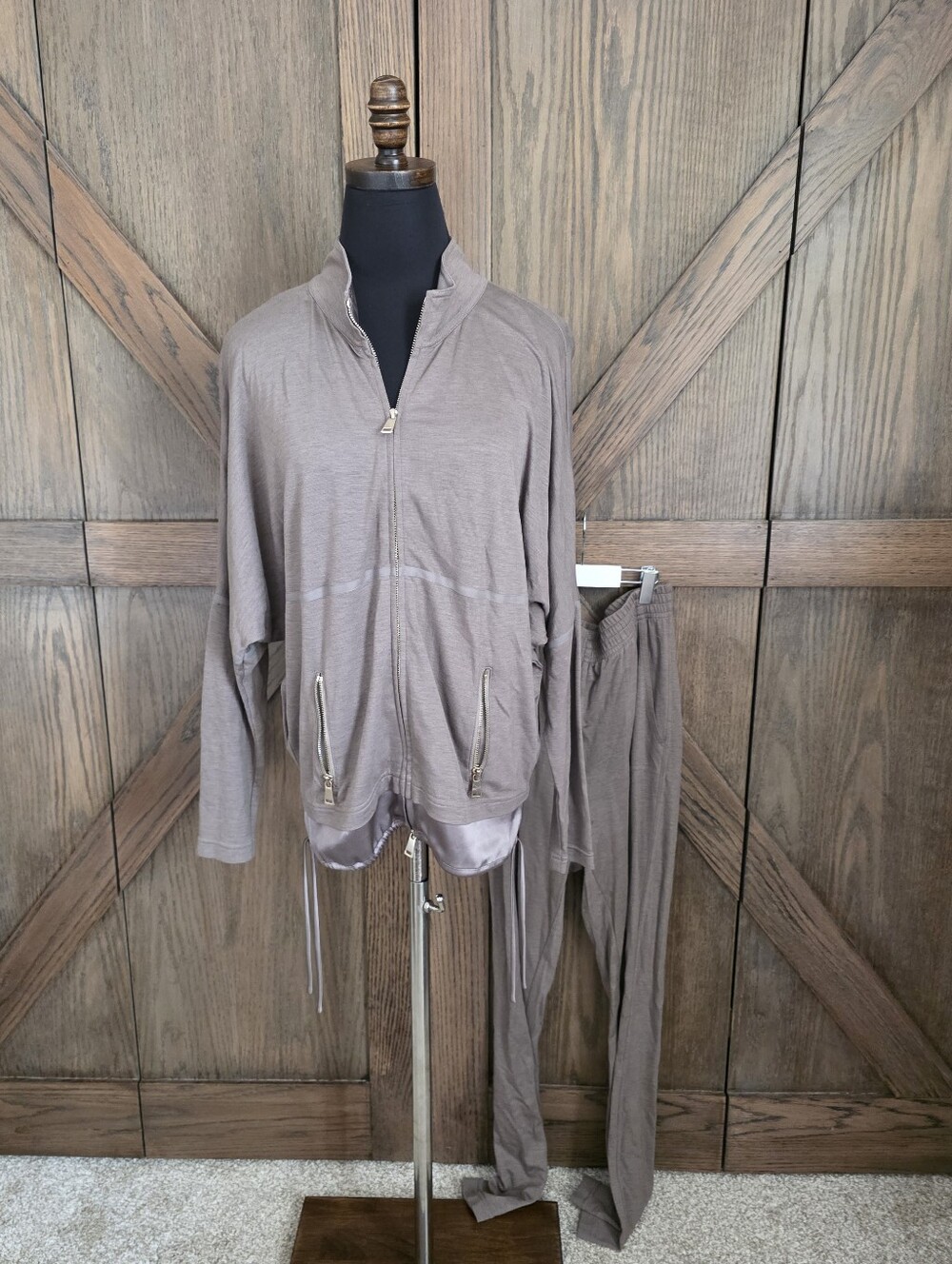 St. John Taupe Brown Zip Track Jacket & Joggers Set